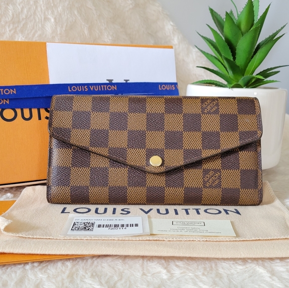 Louis Vuitton Handbags - BEAUTIFUL ❤️ Sarah Wallet Authentic LV Damier Ebene New Model
